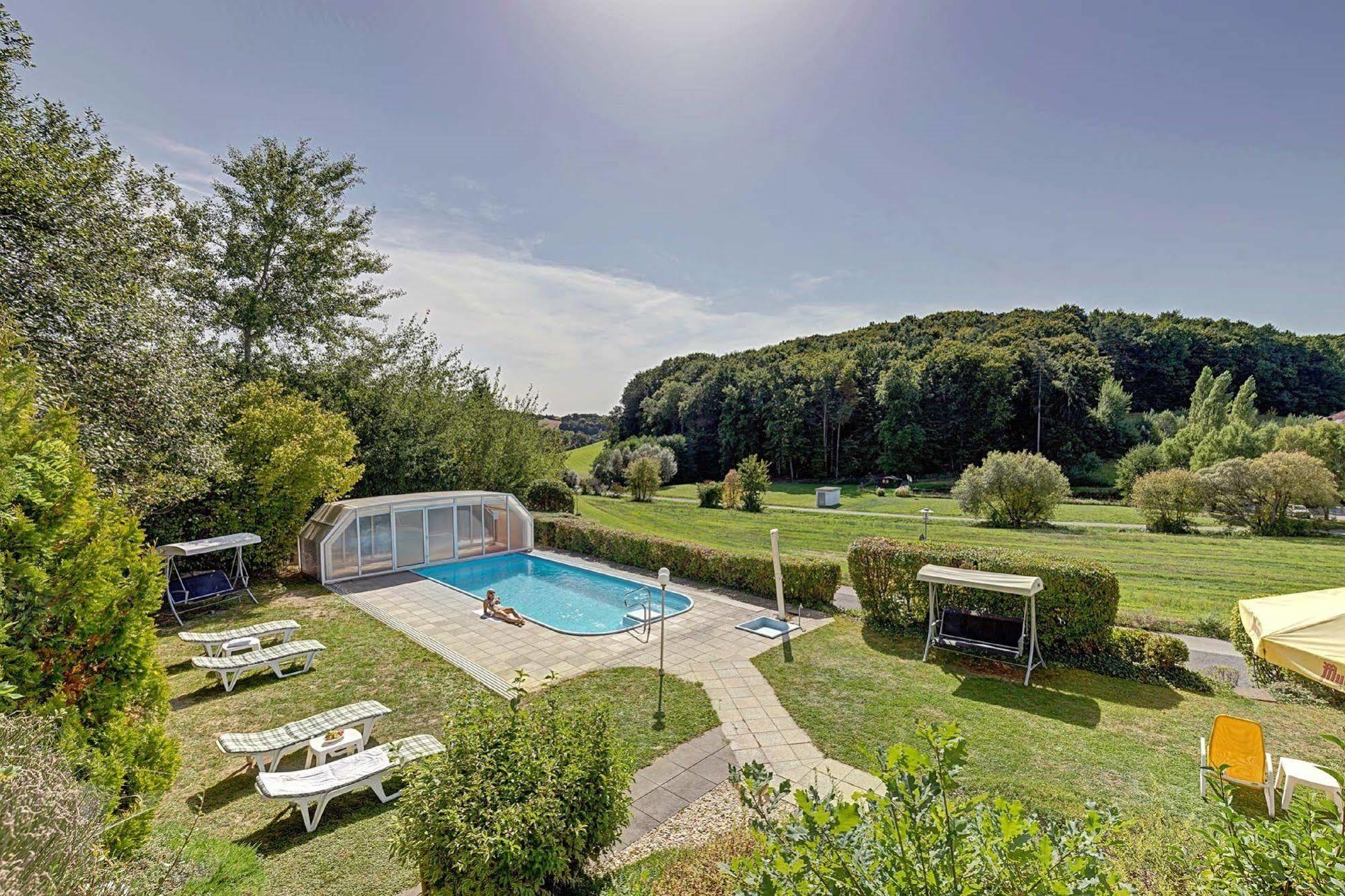 Vitalhotel Krainz Fürstenfeld Exterior foto